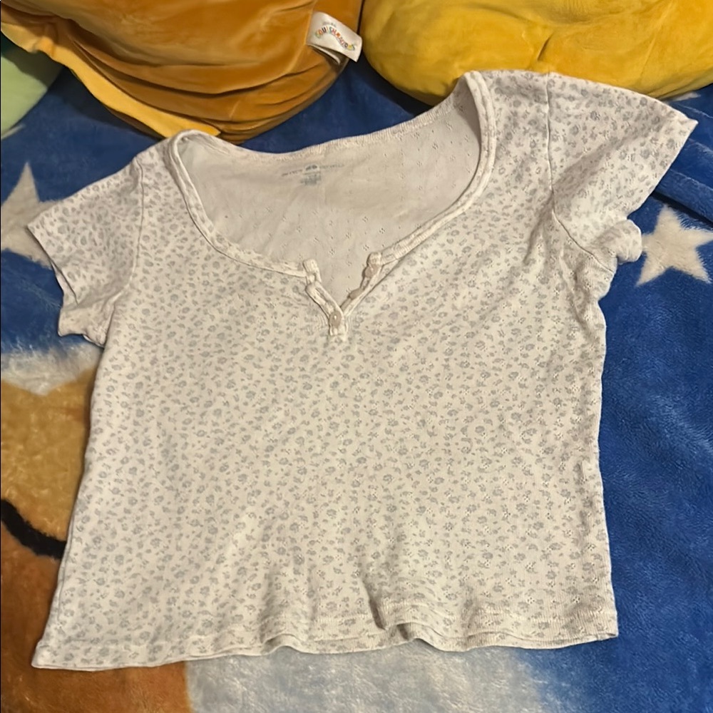 Brandy Melville White Floral Crop Top